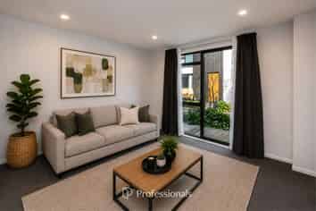 8/185 High Street, Hutt Central