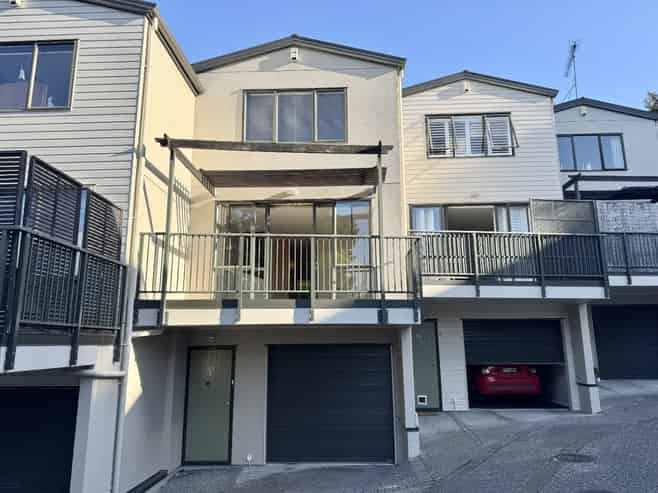 53/8 Flynn Street, Birkdale