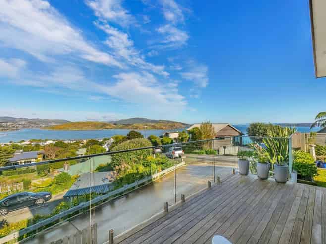8 The Track, Plimmerton