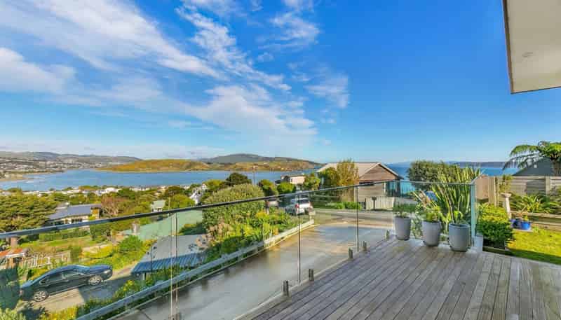 8 The Track, Plimmerton
