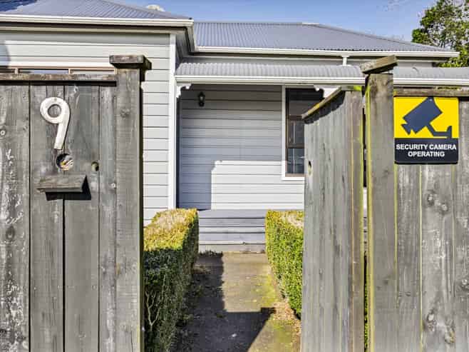 9 Carrington Street, Inglewood