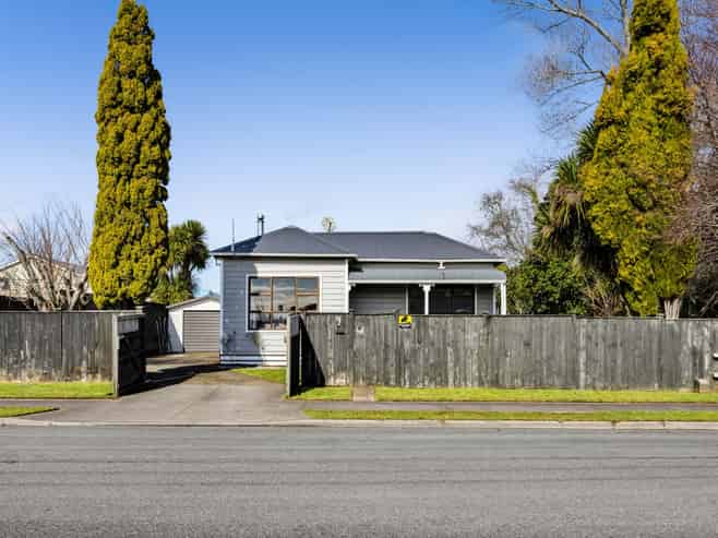 9 Carrington Street, Inglewood
