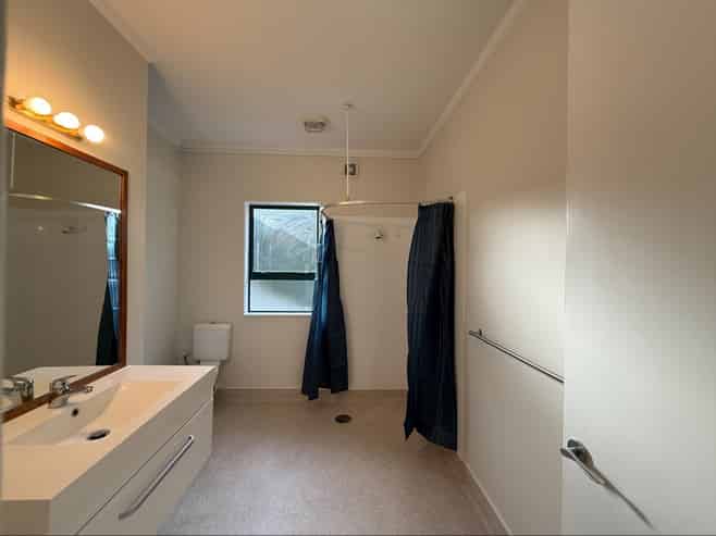 301/b Happy Valley Road, Owhiro Bay