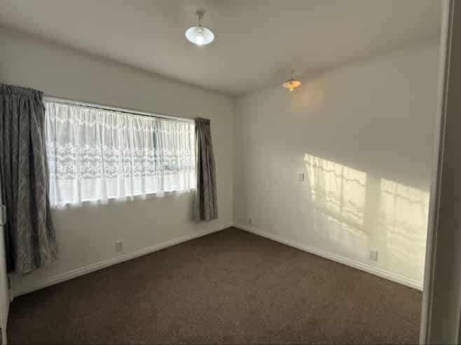 301/b Happy Valley Road, Owhiro Bay