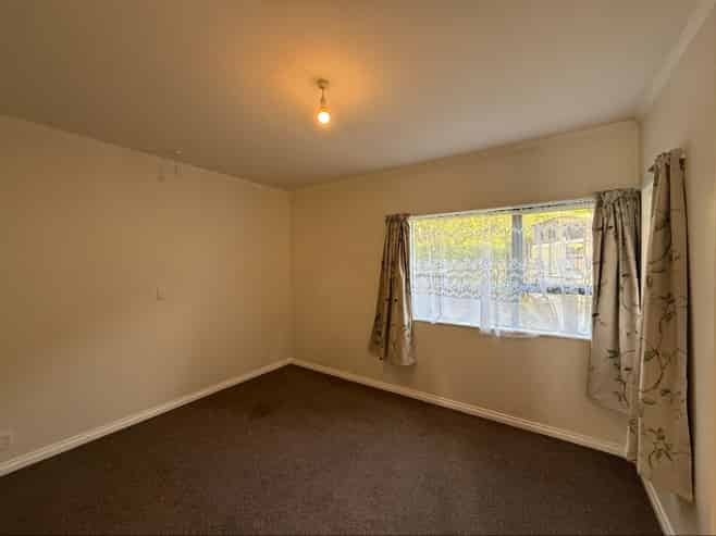 301/b Happy Valley Road, Owhiro Bay