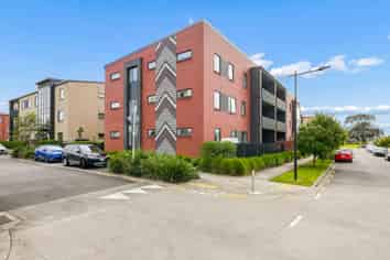 106/38C Fraser Avenue, Northcote