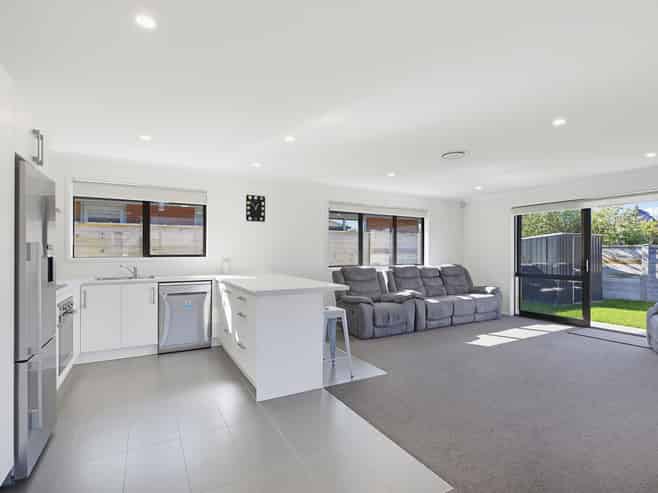 6 Mooring Close, Whitby