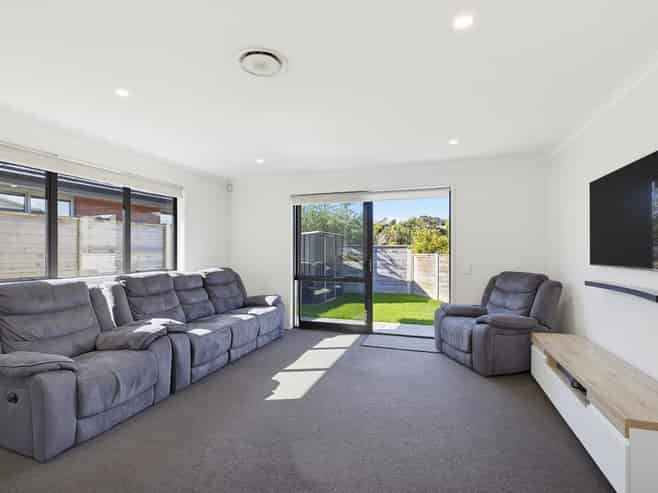 6 Mooring Close, Whitby