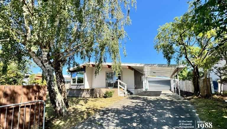 39 Lockhart Avenue, Milson