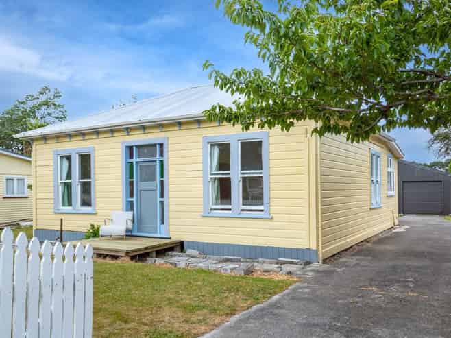 17 Waite Street, Featherston