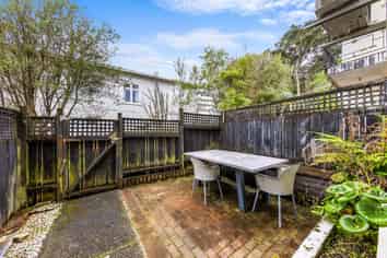 2/35 Esplanade Road, Mount Eden
