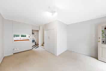 2/35 Esplanade Road, Mount Eden