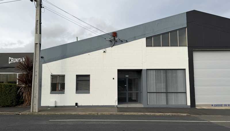 16 Roberts Street, Dunedin Central