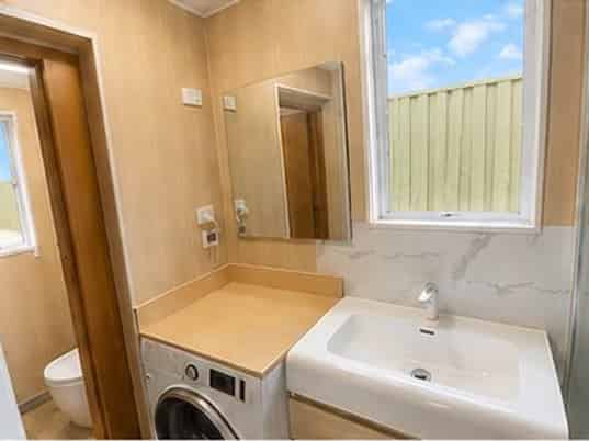 253 Lincoln Road, Addington