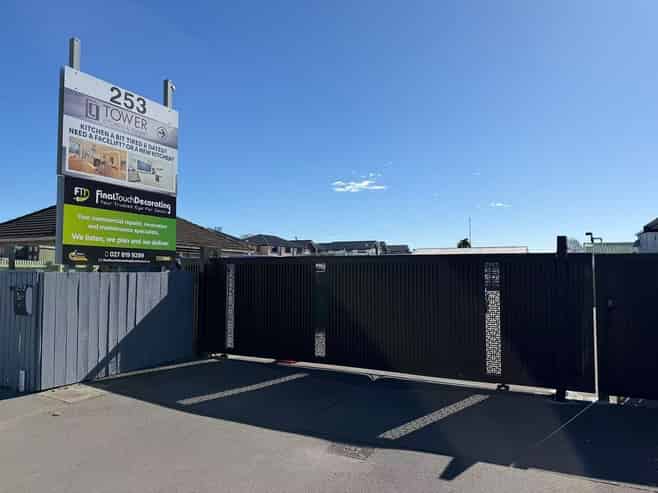 253 Lincoln Road, Addington