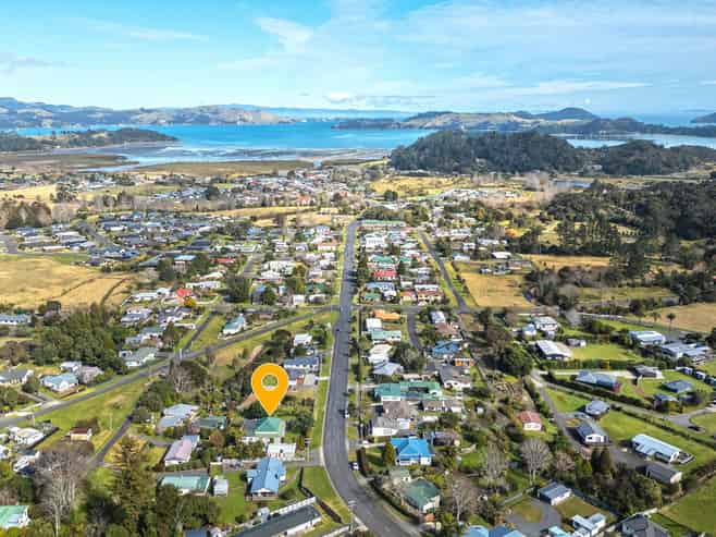 1200 Rings Road, Coromandel