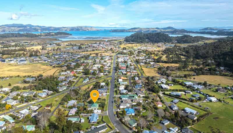 1200 Rings Road, Coromandel