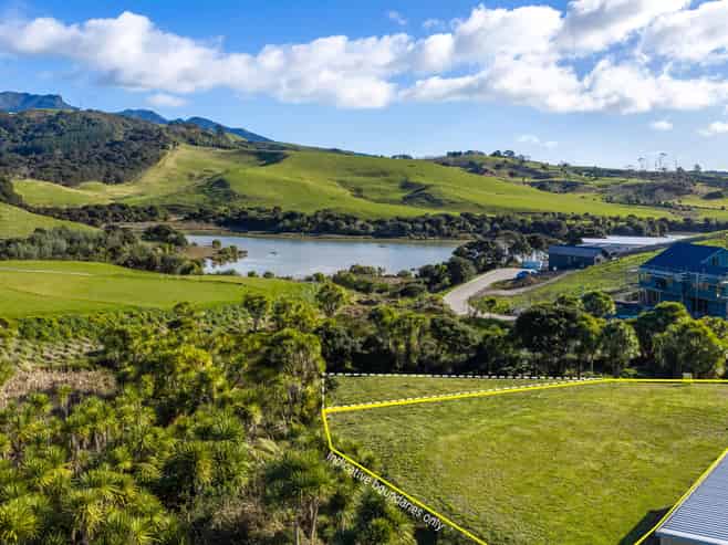 9 Waipatukahu Lane, Raglan