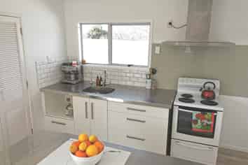 18 LEAVER PLACE, Weymouth