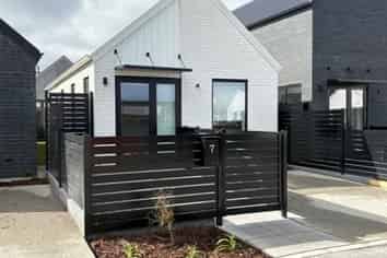 7/160  Mazengarb Road, Paraparaumu