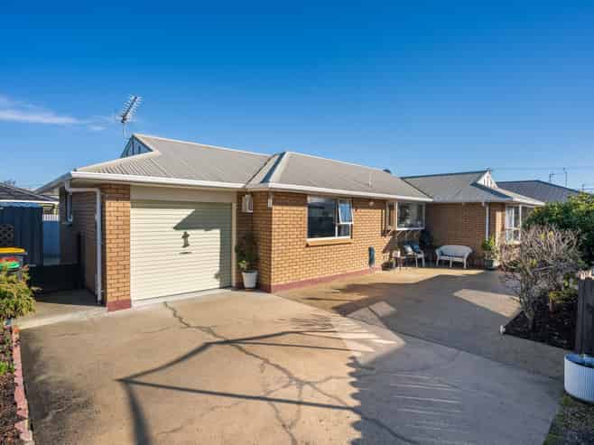 2B High Street, Mosgiel