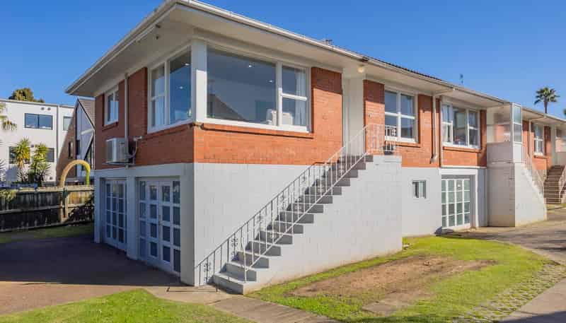 1/41 Anzac Street, Takapuna