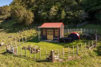 888 & 910 Braemar Road, Rotoma