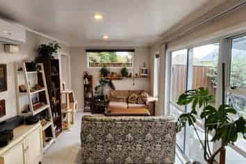98A Glenpark Avenue, Frankleigh Park