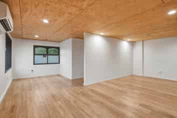 Refurbished Premises in Caversham