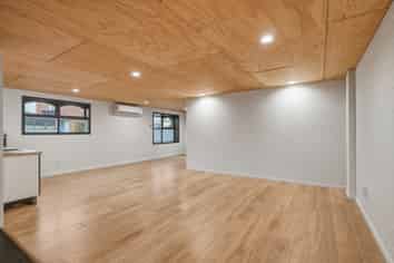 Refurbished Premises in Caversham