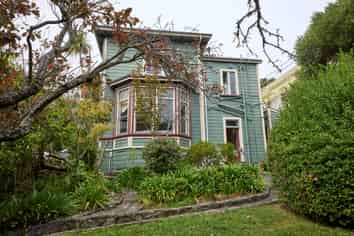 2/230 The Terrace , Te Aro