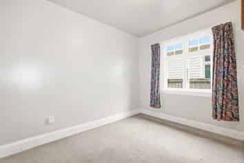 335 Ferry Road, WALTHAM