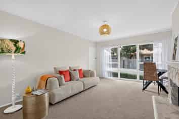 2/173 Milton Street, The Wood