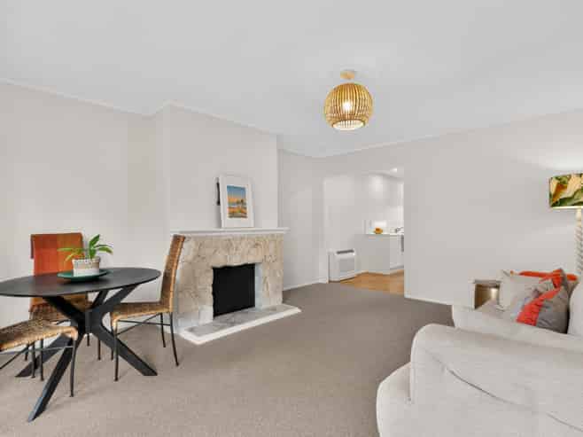 2/173 Milton Street, The Wood