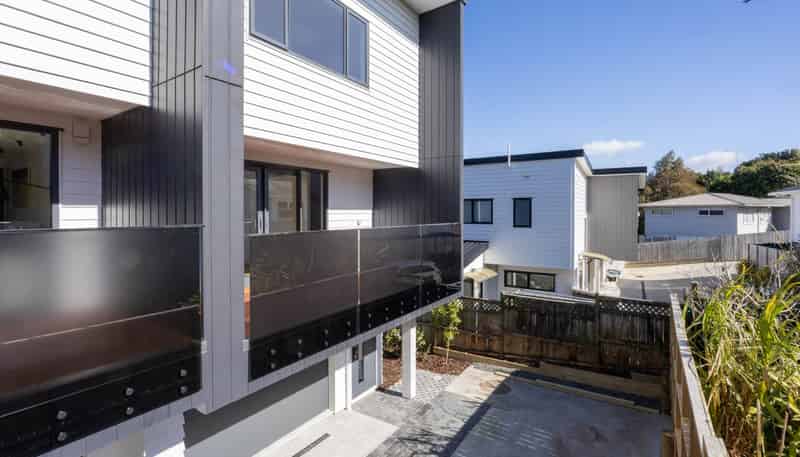 6/5 Kapiti Place, Sunnynook