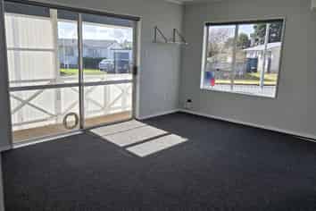 4 Desmond Place, Bell Block