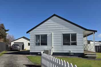 4 Desmond Place, Bell Block