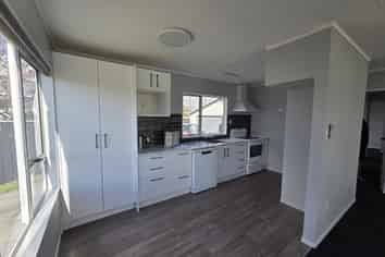 4 Desmond Place, Bell Block