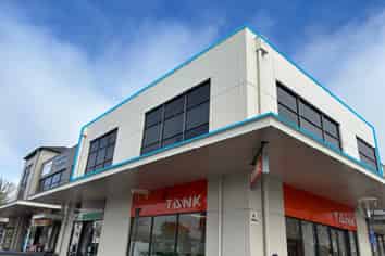Central South Office with Excellent Amenities