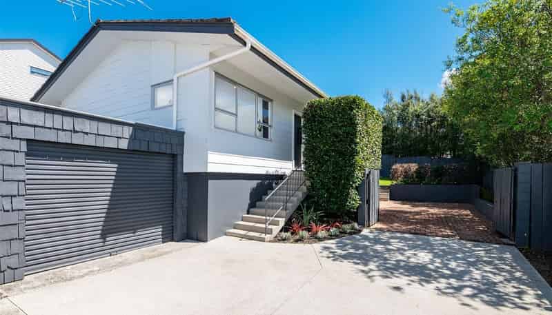 2/45 Reynella Drive, Massey