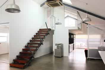 CHARACTER KINGSLAND OFFICE

