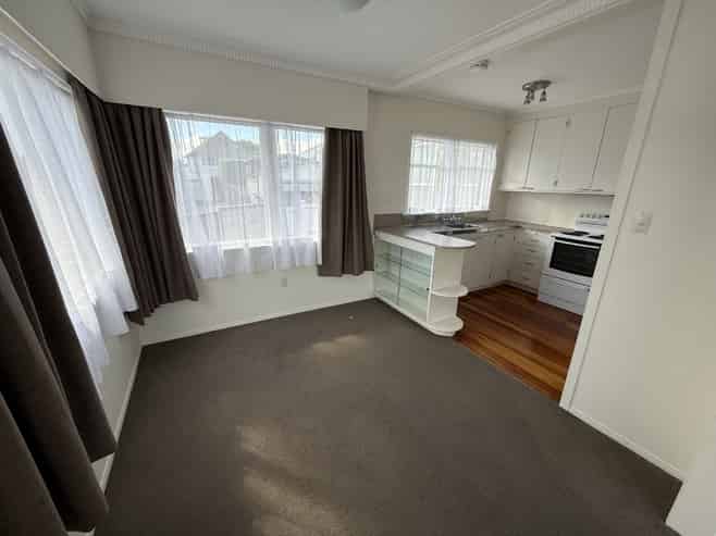 140A Selwyn Avenue, Mission Bay