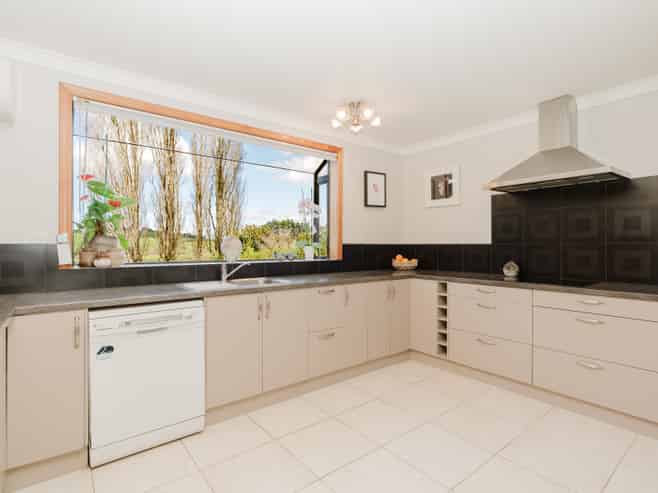 1000 Limeworks Loop Road, Te Pahu
