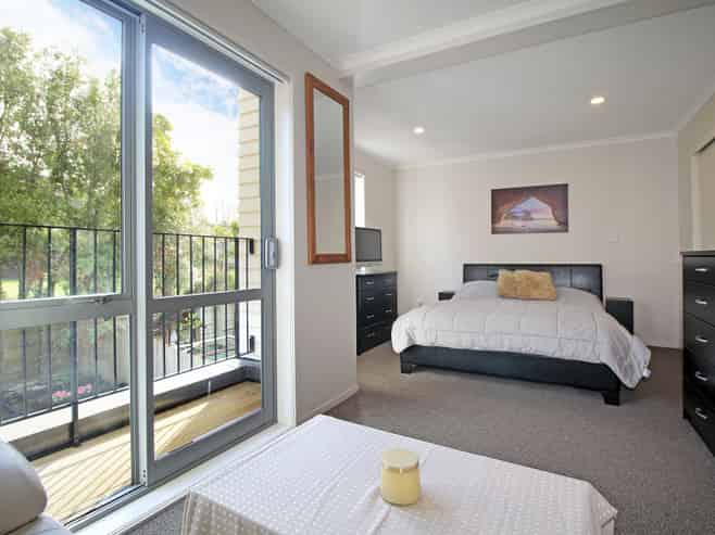 42 Chapel Road, Flat Bush