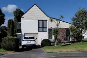 56a Ocean Rd, Paraparaumu Beach