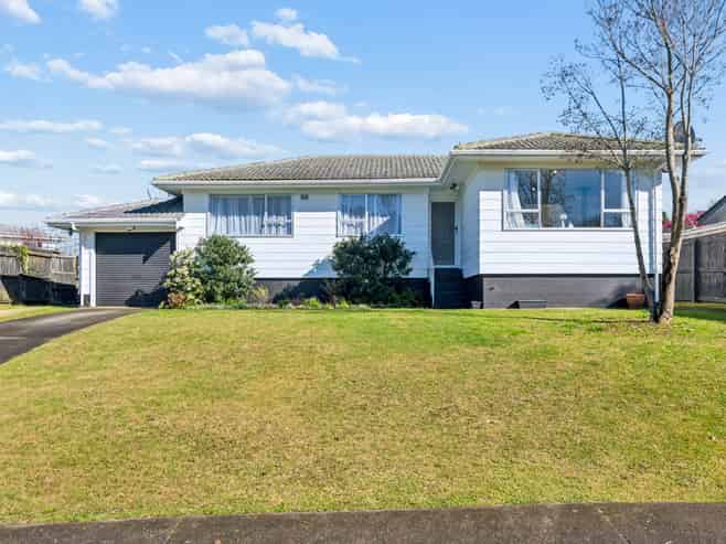 6 Chibnall Place, Conifer Grove