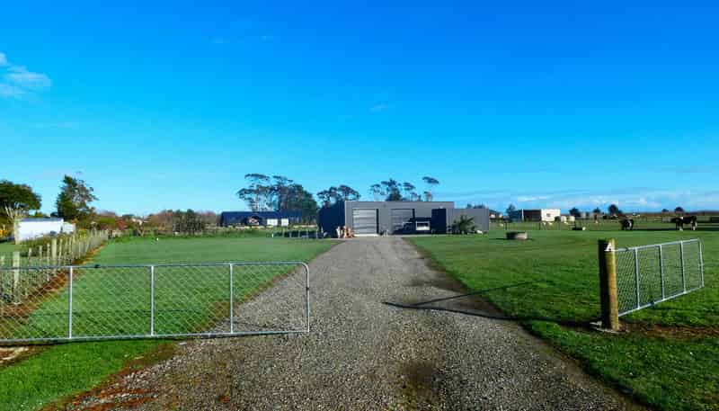 271A Utopia Road, Westport