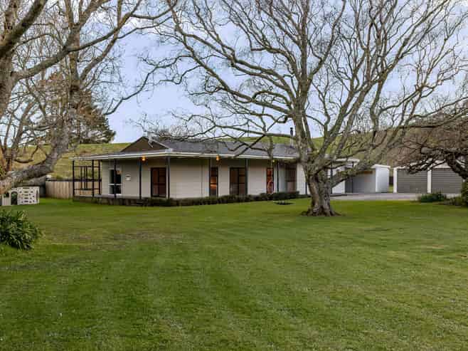 661 Makomako Road, PAHIATUA
