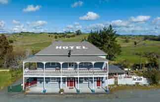 Iconic Freehold Hospitality Property on State Highway 1