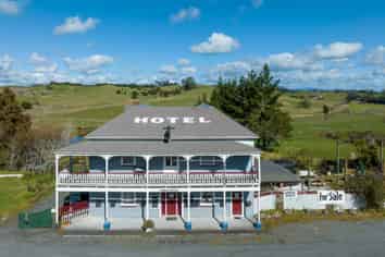 Iconic Freehold Hospitality Property on State Highway 1